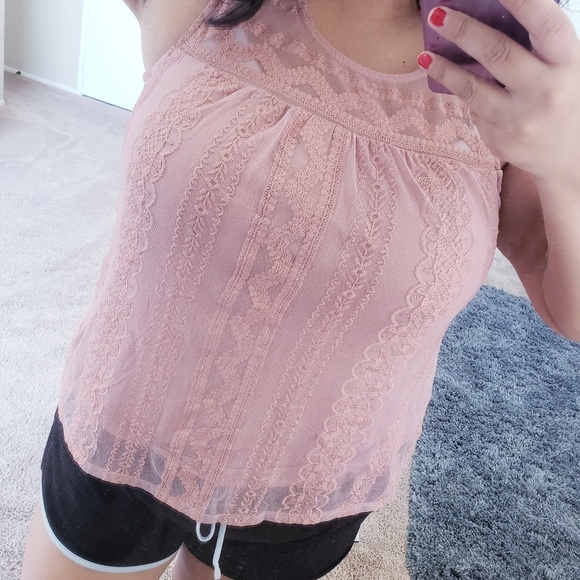 Mauve Lace Top - Picture 2 of 6